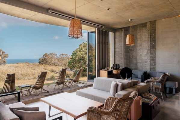 Coin salon dans le hall