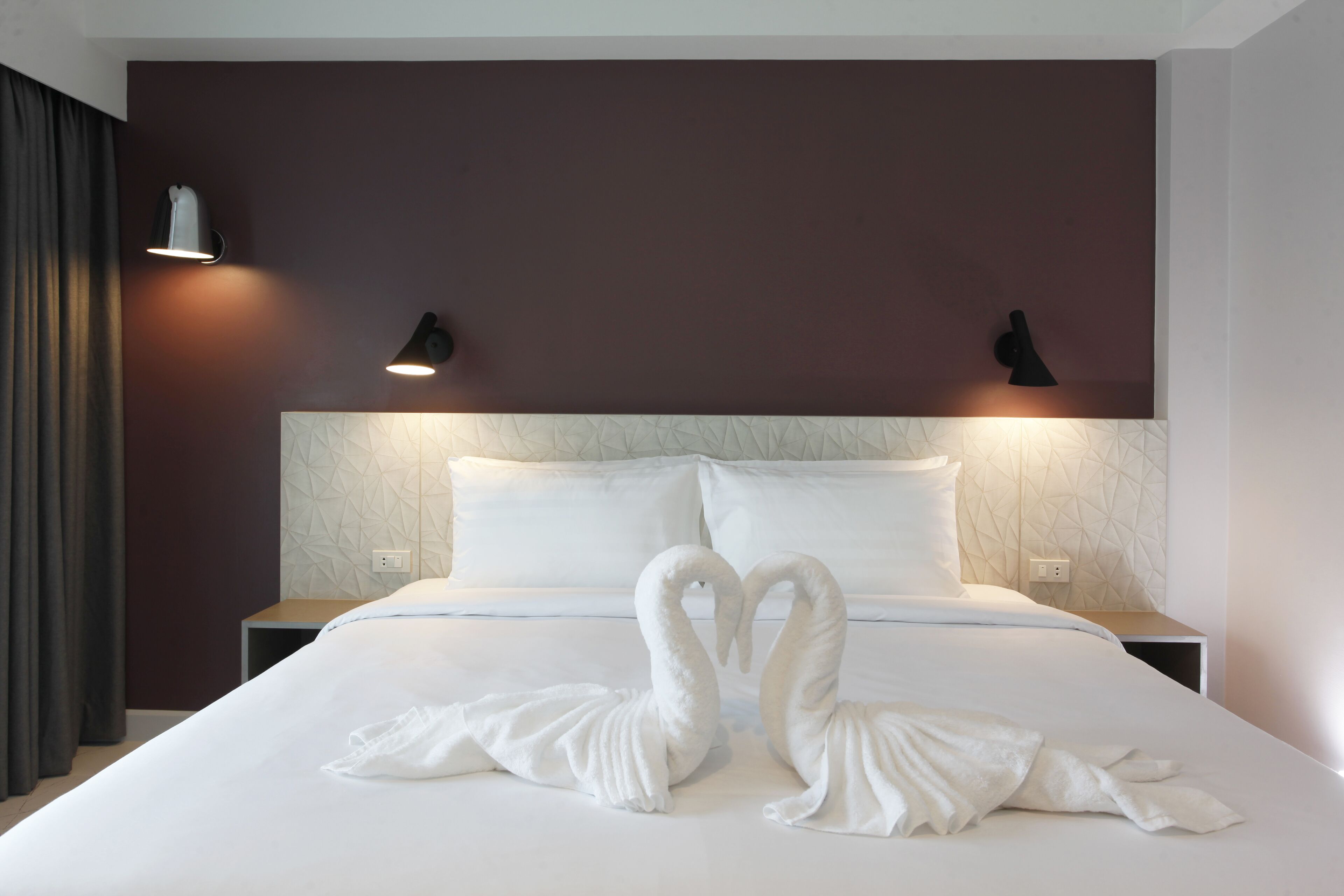 king room with balcony | 1 bedroom, minibar, desk, blackout curtains