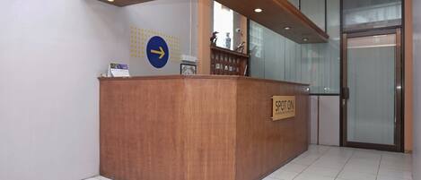 Meja sambut tetamu