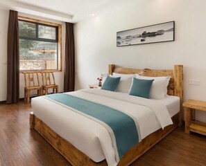 Blackout curtains, free WiFi - Floral Hotel Ban Po Hui Wang Zhangjiajie (Zhangjiajie)