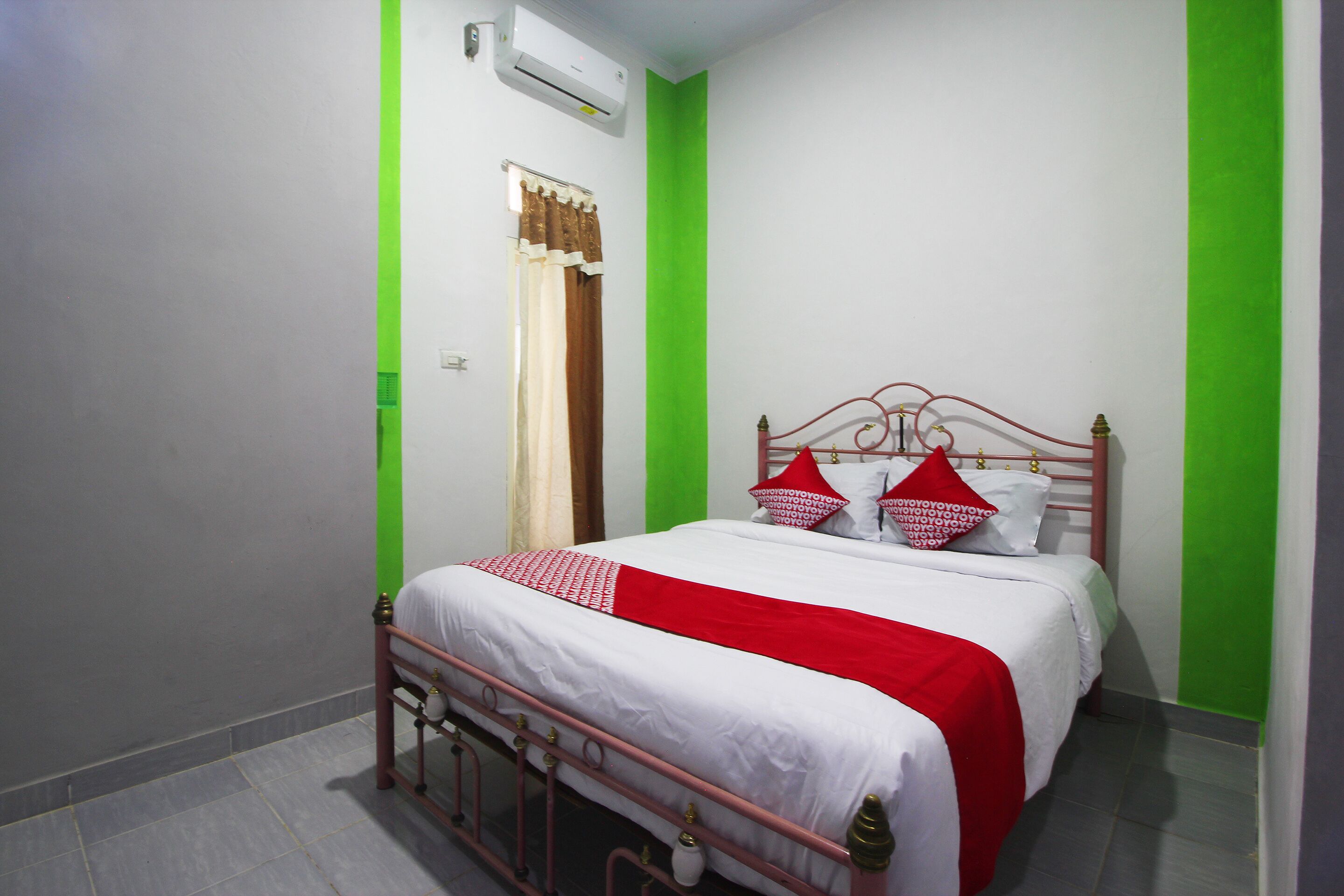 Standard Double Room | Free WiFi, bed sheets