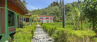 OYO 2246 Anjung Bang Oking Hotel & Resort