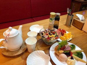 Free daily Taiwanese breakfast  - Bei Yue B&B (Luodong)