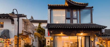 Front of property – evening/night