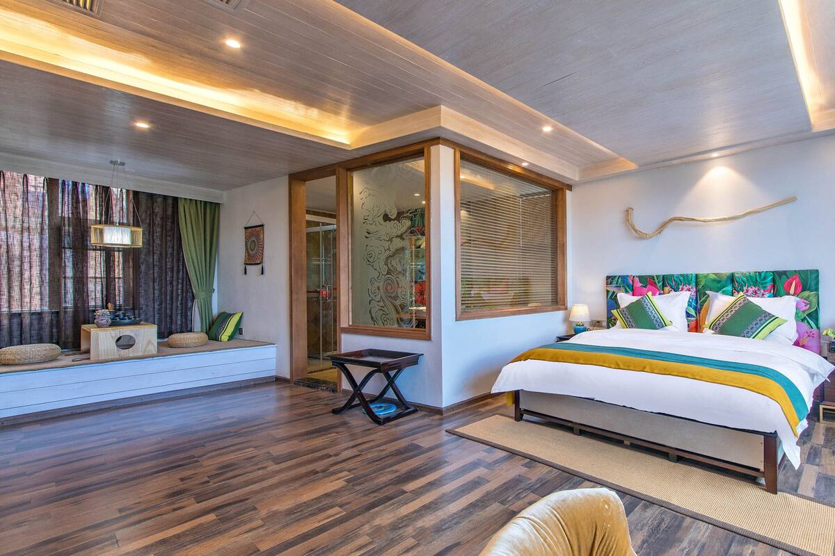 Deluxe Double Room, Non Smoking | 1 bedroom, blackout drapes, free WiFi