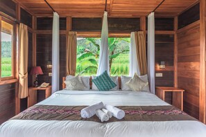 デラックス スタジオ | WiFi (無料)、ベッドシーツ