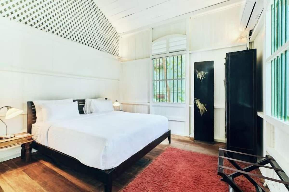 1 bedroom, minibar, in-room safe, blackout drapes