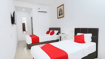 Deluxe Triple Room | Free WiFi, bed sheets