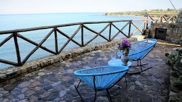 Cottage | Balcony