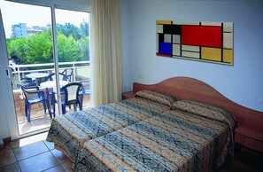 Rideaux occultants, lits bébé (en supplément), Wi-Fi