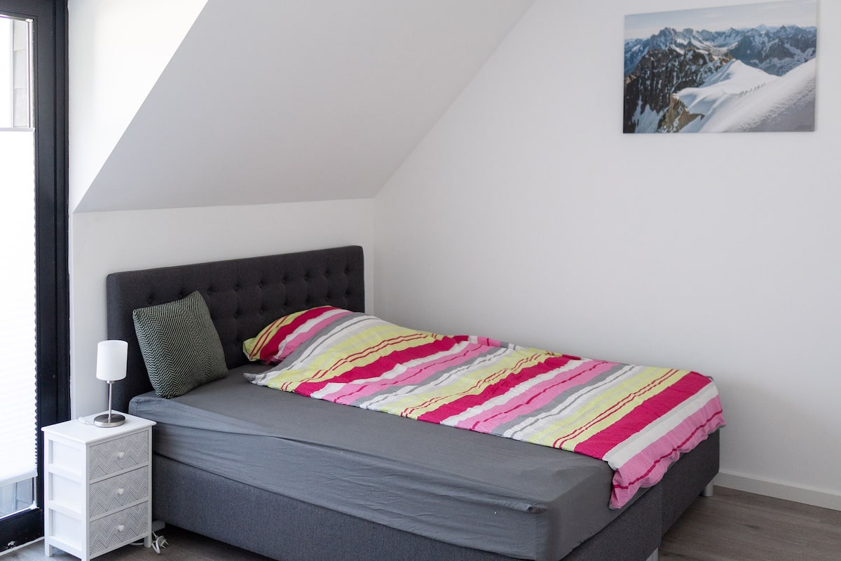 Classic Apartment | 1 bedroom, hypo-allergenic bedding, individually decorated