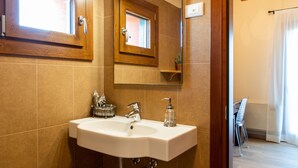 Tradisjonelt dobbeltrom, privat bad | Bad