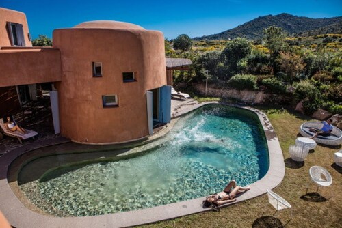 Villa Palas private pool, housekeeping and concierge