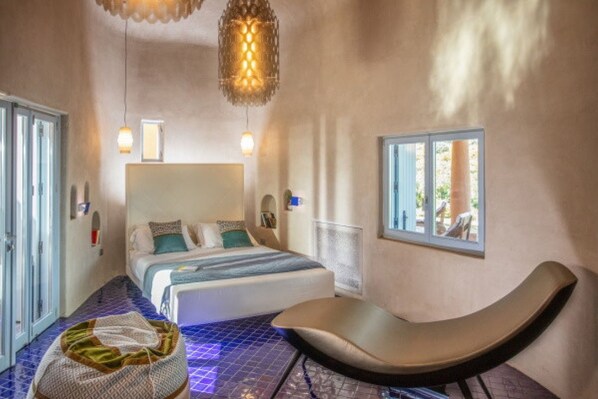 5 bedrooms, iron/ironing board, free WiFi, bed sheets