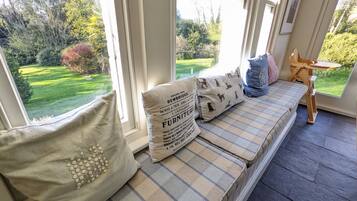 Cottage | Property grounds
