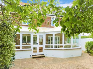 Cottage | Exterior detail - Gate House (Bembridge)