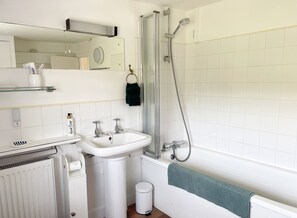 Cottage | Bathroom - Grove Cottage (Yarmouth)