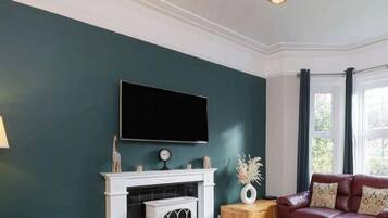 Cottage | Living area | LCD TV, DVD player