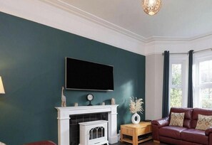 Cottage | Living area