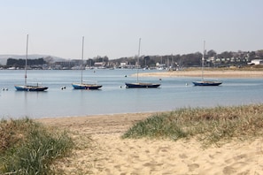 Beach - Long Ledge (Bembridge)