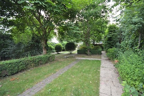 Cottage | Interior - Lavender Cottage (Newport)