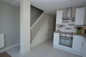 Interior - Sands Cottage (Ryde)