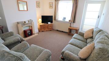 Cottage | Interior