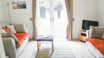 Cottage | Living area | LCD TV