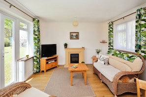 Cottage | Living area | LCD TV