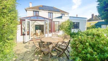 Cottage | Outdoor dining