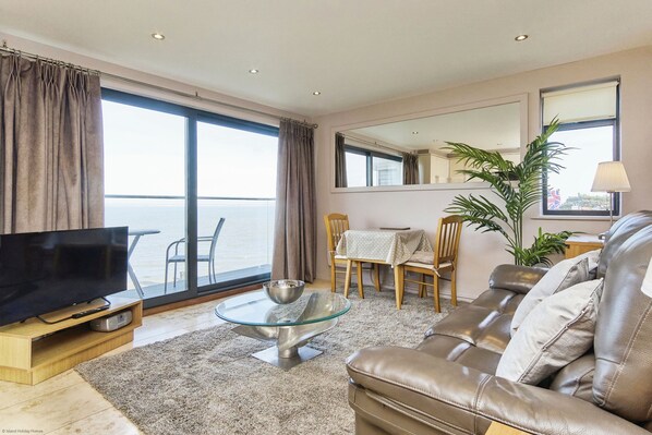 Cottage | Living area | LCD TV