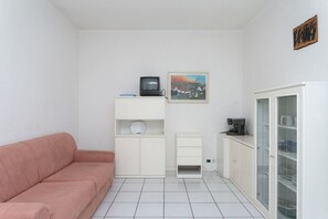 TV - N114 - Numana, three-room apartment with sea view terrace (Numana)