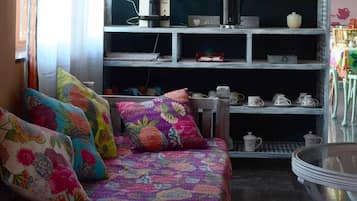 Esmorzar diari continental (6 EUR per persona)