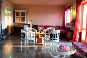 Meeting facility - Hotel Alma de Romero (Valle de Carranza)