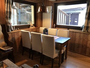 Dining - house of hearts - house of hearts (La Thuile)