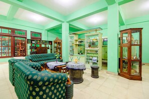 Interior - SPOT ON 2107 Ijo Pupus Syariah Residence (Yogyakarta)