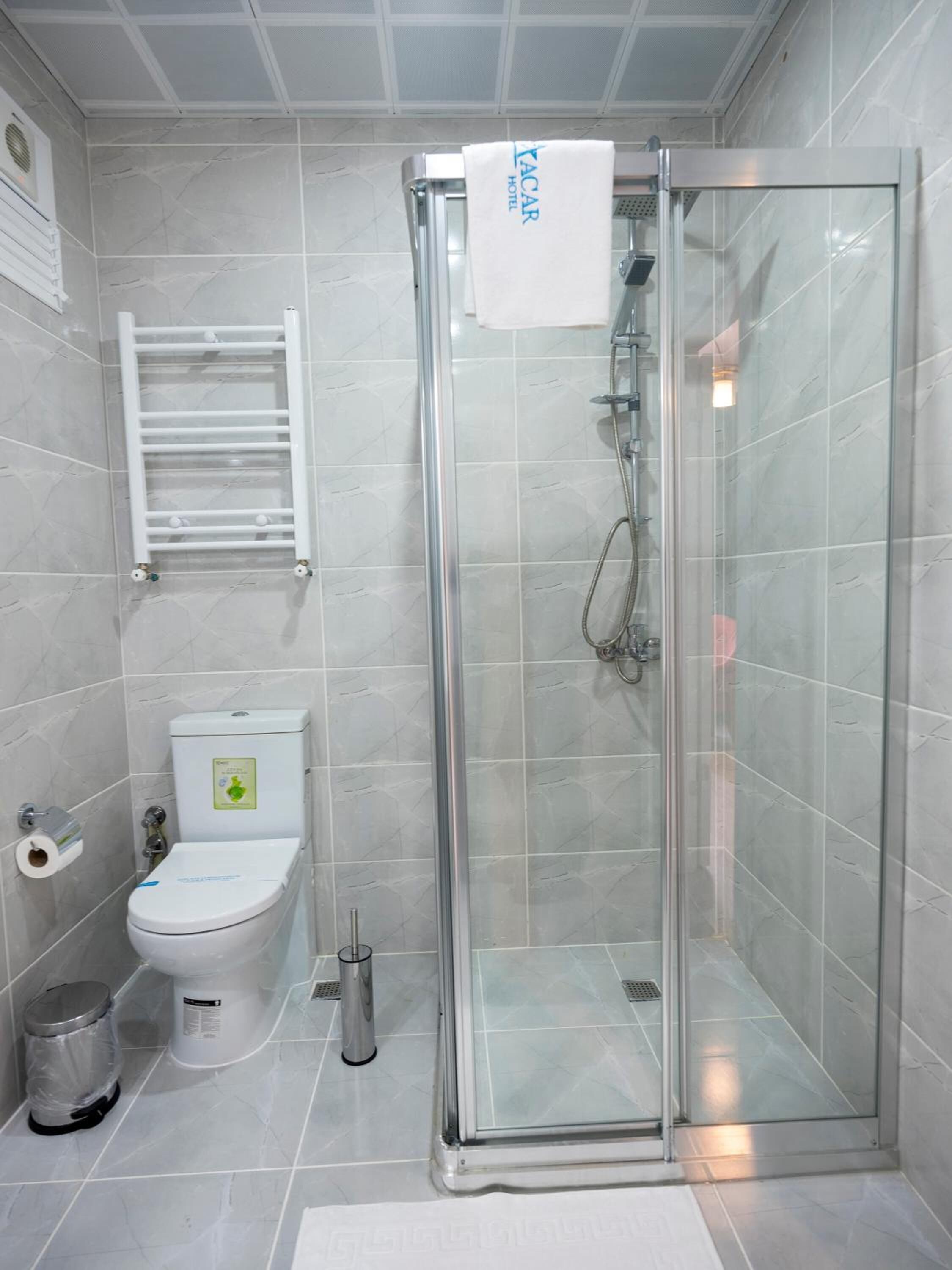 shower, free toiletries, hair dryer, slippers