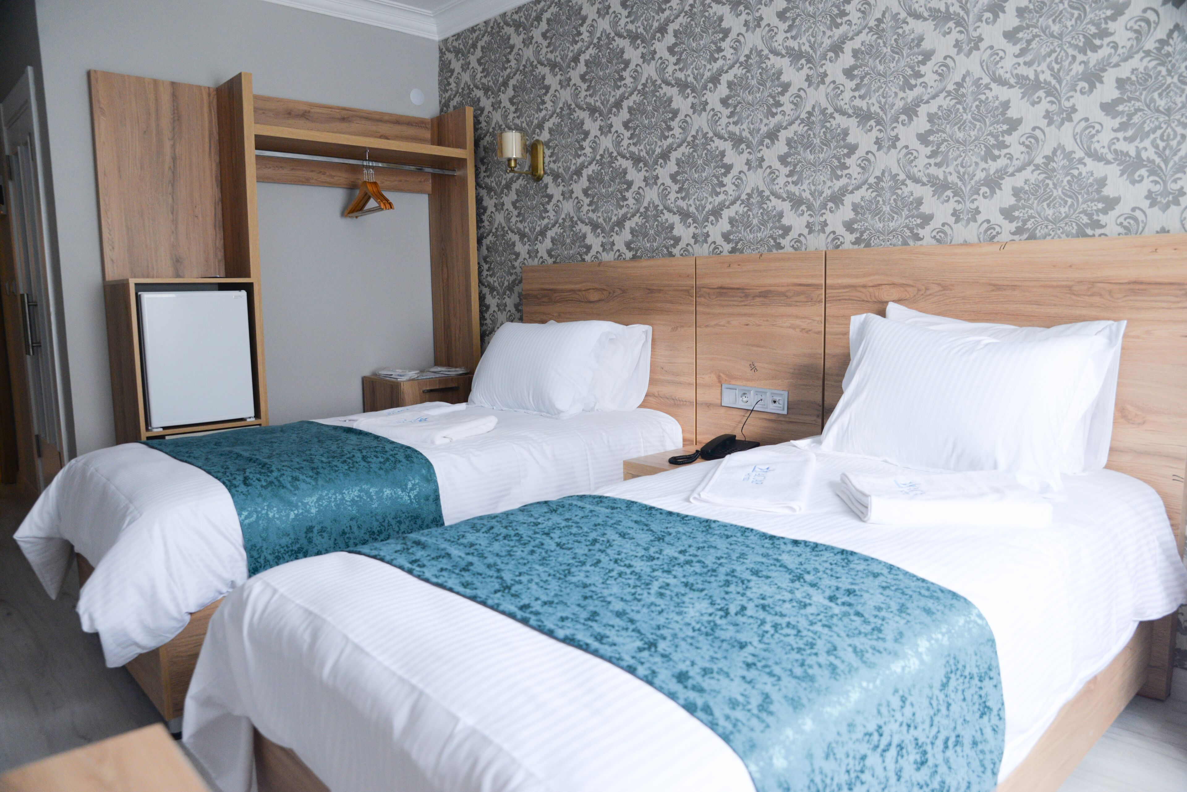 1 bedroom, premium bedding, memory-foam beds, minibar