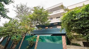 Exterior detail - Hello Stay Green (Noida)