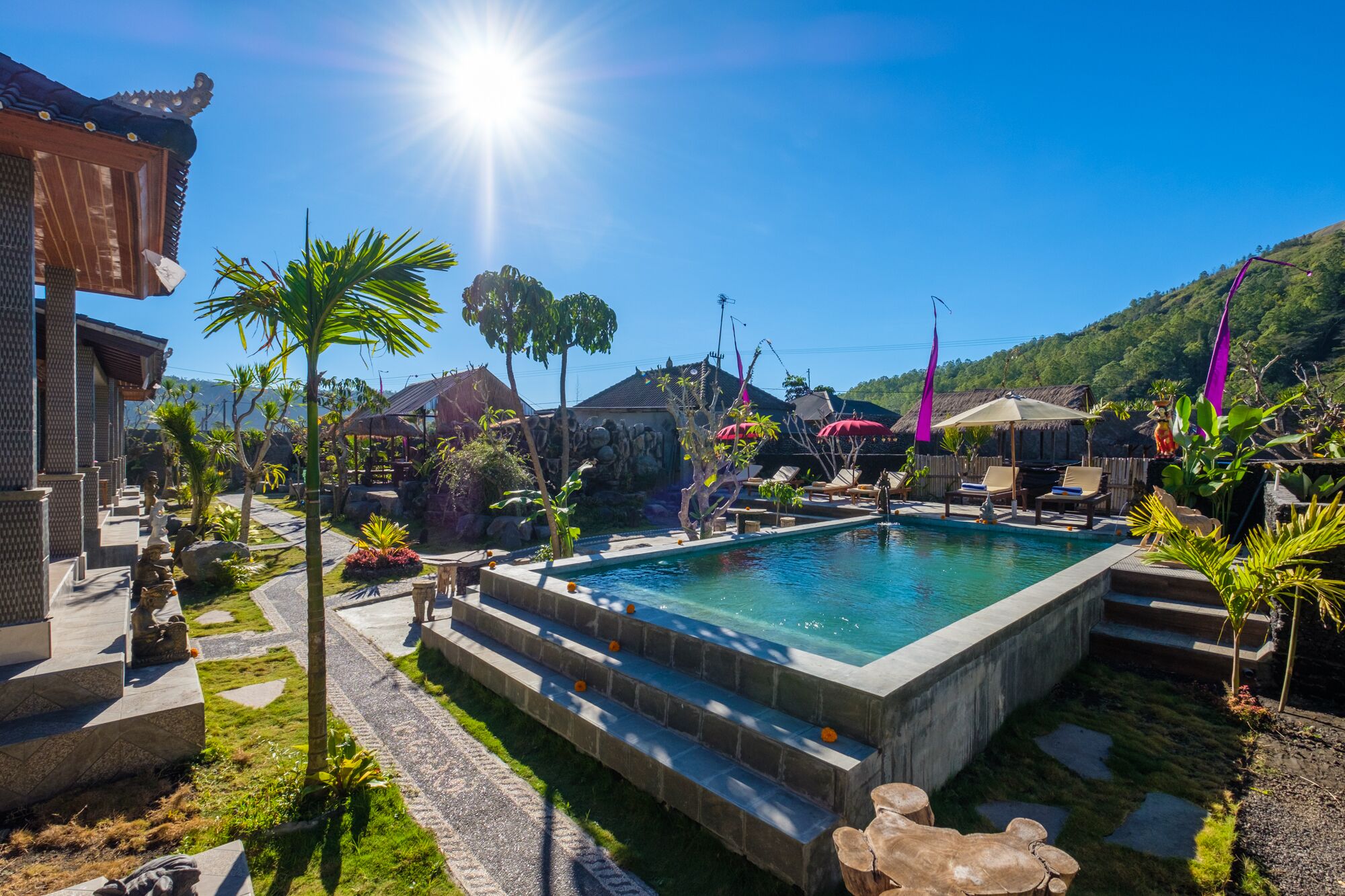 Kolam renang outdoor