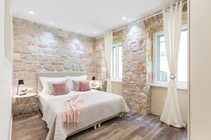 2 soverom, lydisolert, strykejern/-brett og wi-fi