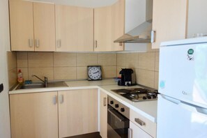 Apartment, Balkon | Eigene Küche | Großer Kühlschrank, Ofen, Herdplatte