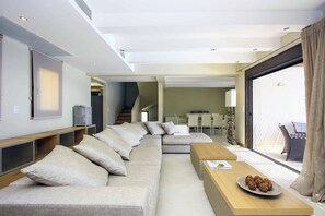 Villa (4 Bedrooms) | Living room | DVD player - Villa Artemis Lindos (Rhodes)