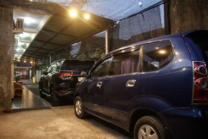 免費自助停車