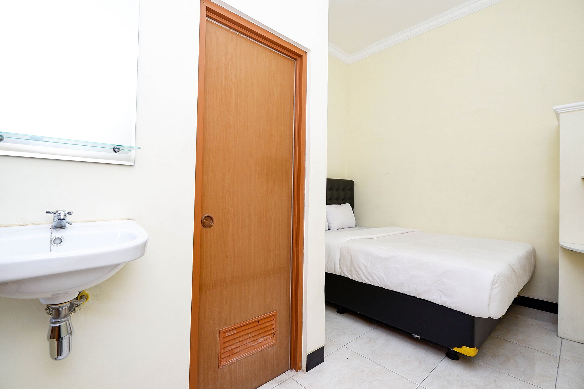Wifi gratis y ropa de cama