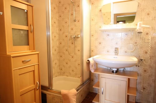 Apartment | Badezimmer