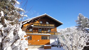Unclassified image, 4 of 29, button - Apartment for Families & Groups in Altenmarkt (Altenmarkt im Pongau)