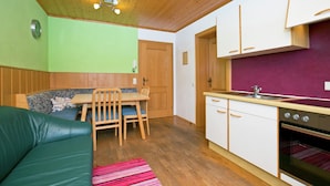 Unclassified image, 3 of 29, button - Apartment for Families & Groups in Altenmarkt (Altenmarkt im Pongau)
