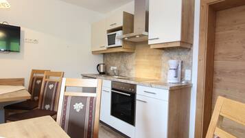 Apartment | Eigene Küche | Hochstuhl