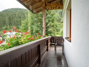 Balcony - Apartment in Zell am See Near the ski Area (Zell am See)